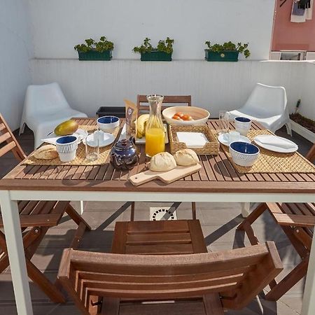 Modern 2 Bedroom Apartment In Estrela With Outside Terrace! Amazing For Families, Couples, Friends Lissabon Buitenkant foto