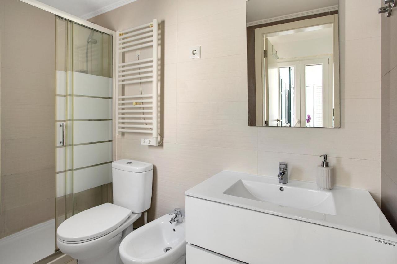 Modern 2 Bedroom Apartment In Estrela With Outside Terrace! Amazing For Families, Couples, Friends Lissabon Buitenkant foto