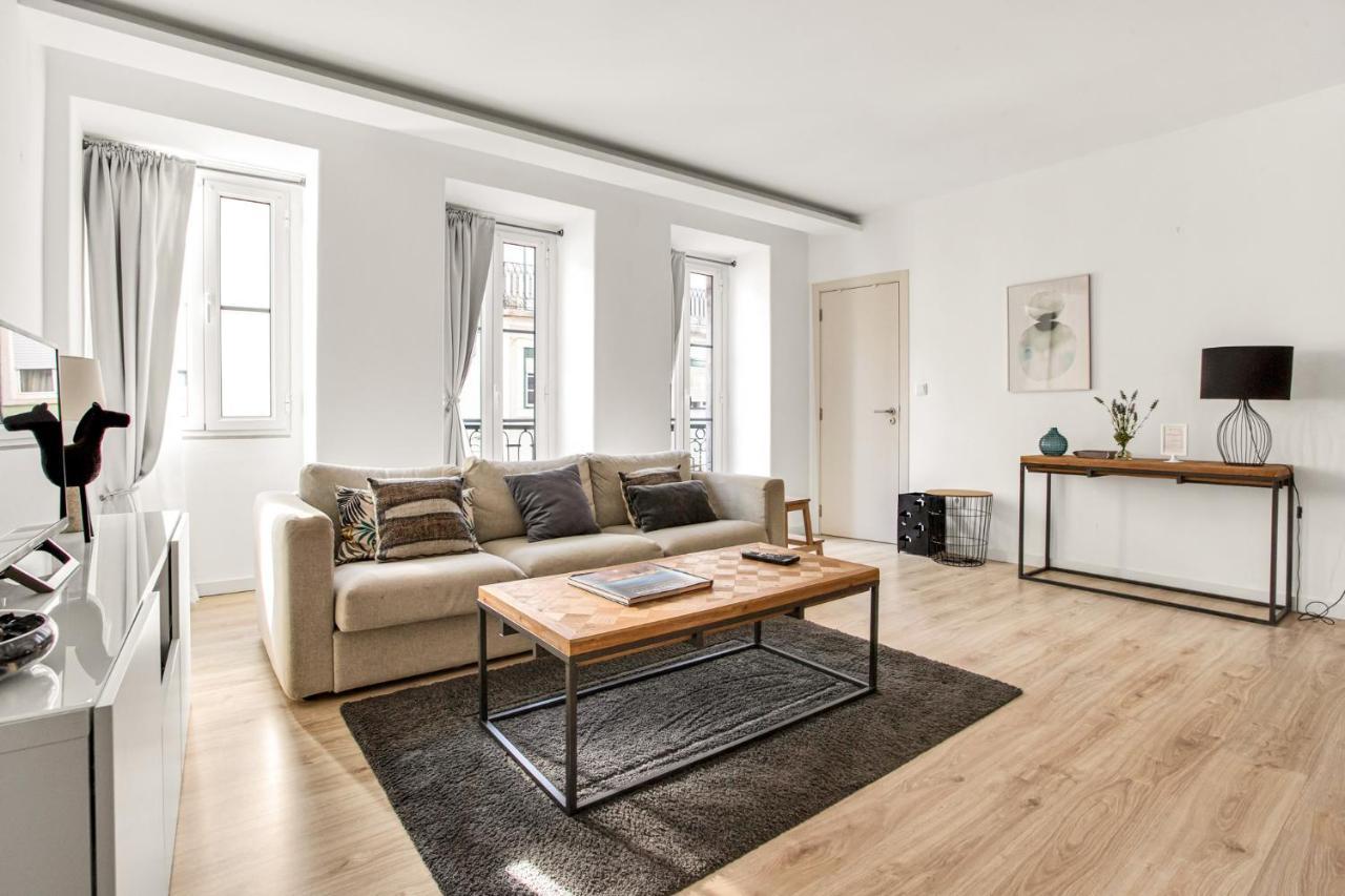 Modern 2 Bedroom Apartment In Estrela With Outside Terrace! Amazing For Families, Couples, Friends Lissabon Buitenkant foto