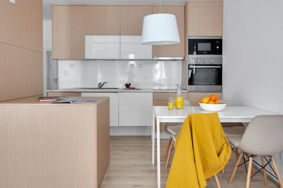 Modern 2 Bedroom Apartment In Estrela With Outside Terrace! Amazing For Families, Couples, Friends Lissabon Buitenkant foto