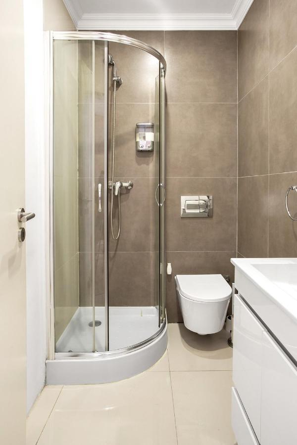 Modern 2 Bedroom Apartment In Estrela With Outside Terrace! Amazing For Families, Couples, Friends Lissabon Buitenkant foto